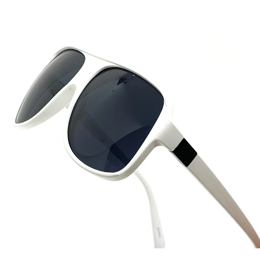 N/A stylish modern
